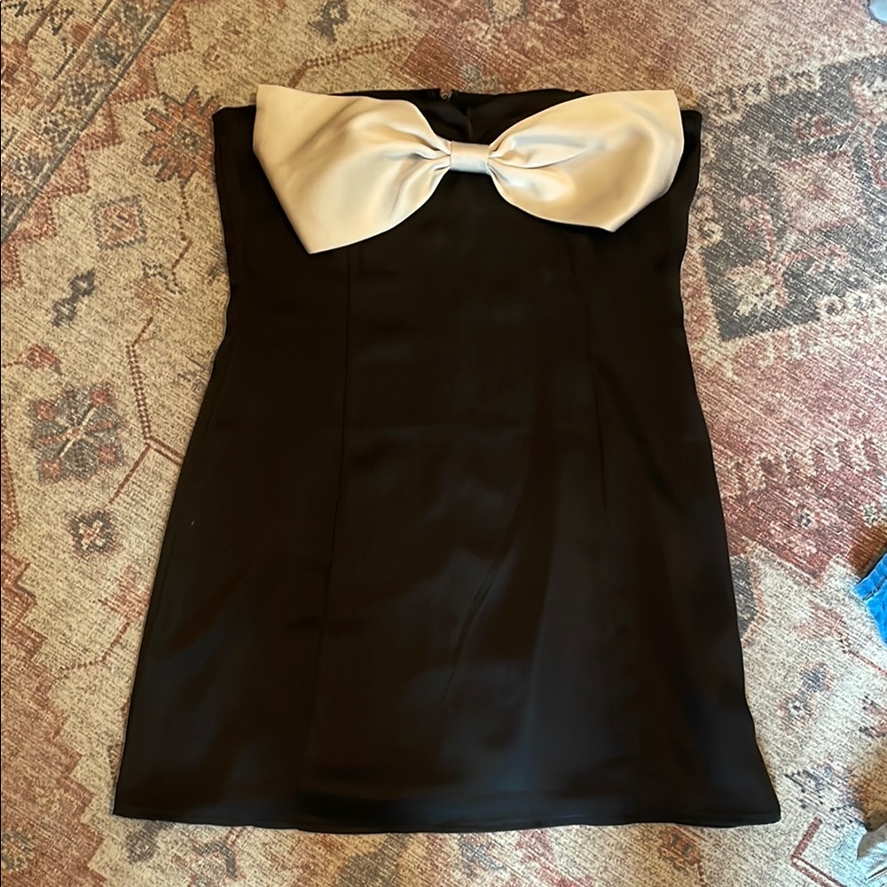 Princess Polly Black Strapless Sheath Dress with Cream Bow
